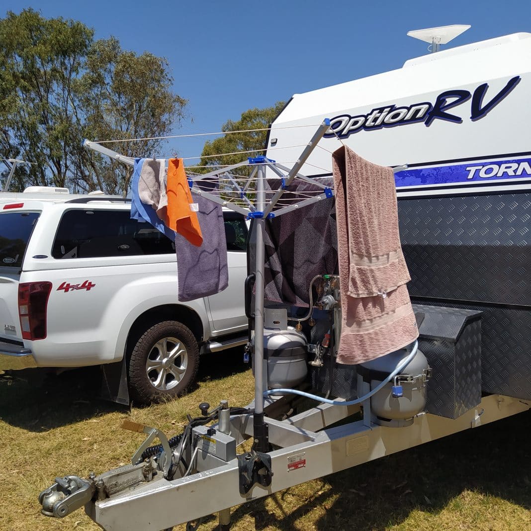 caravan-washing-line-tips-rotary-washing-line