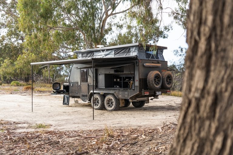 KOR Everest Review – Compact Hybrid for Tight Tracks