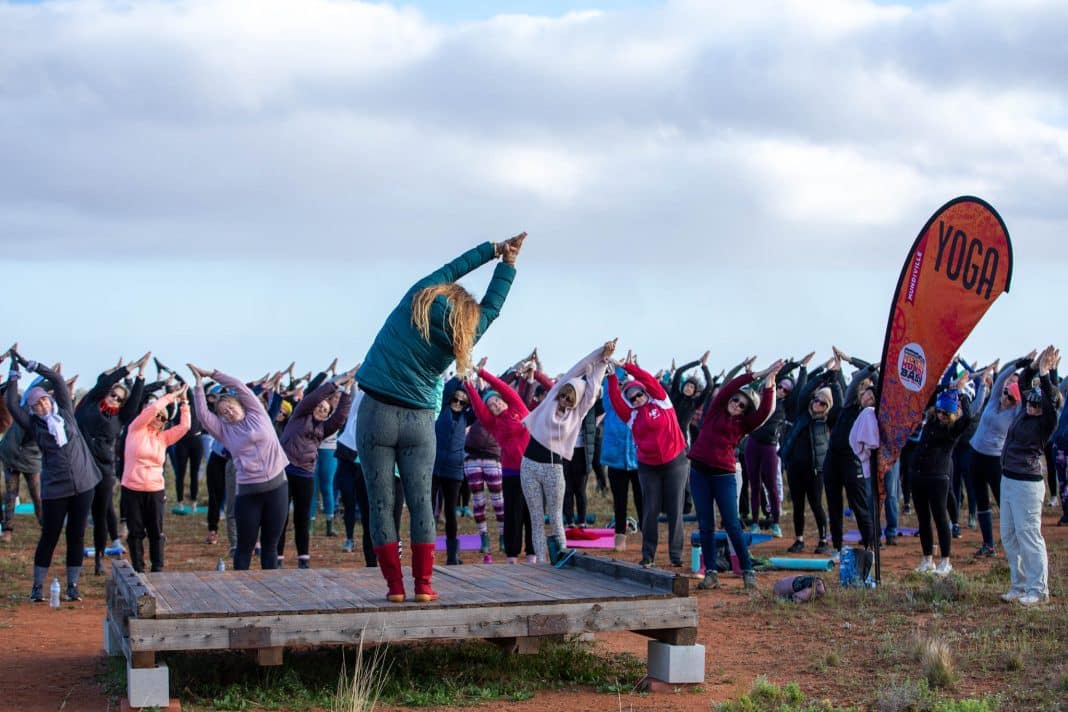 mundi-mundi-bash-yoga-class