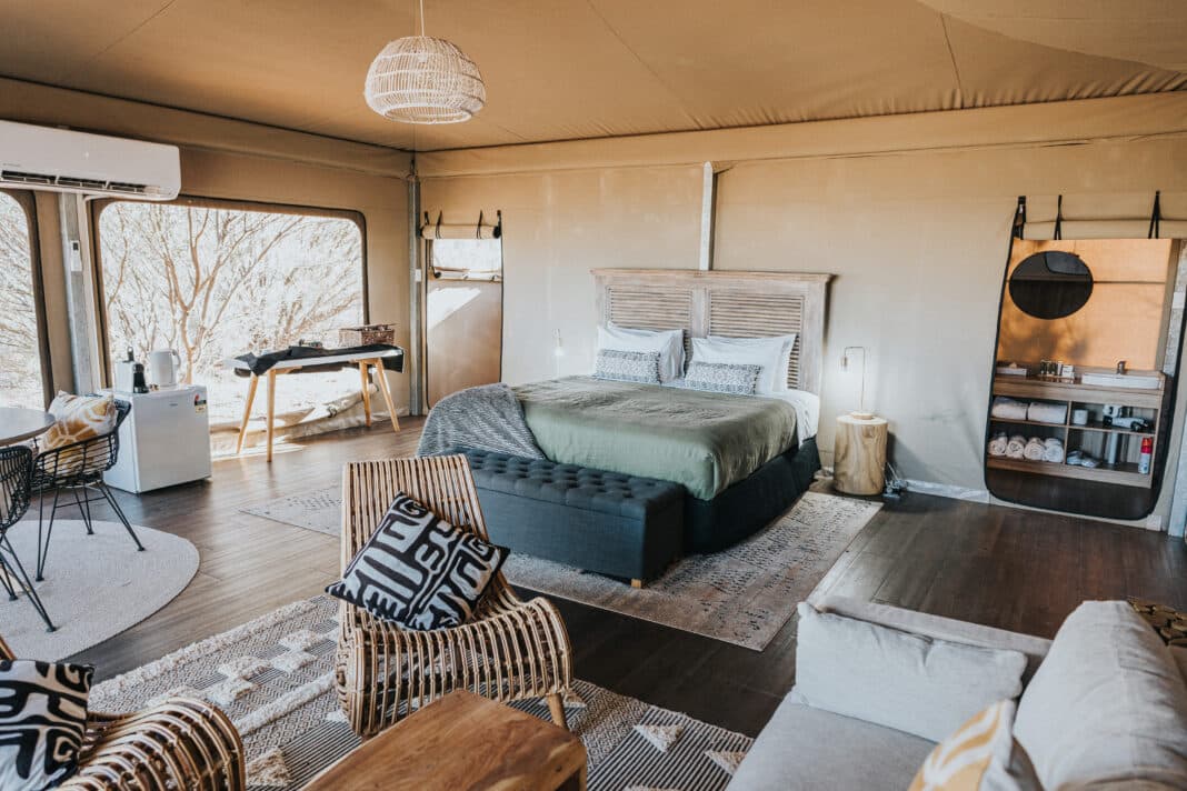 A master bedroom in at the Discovery Parks Kings Canyon