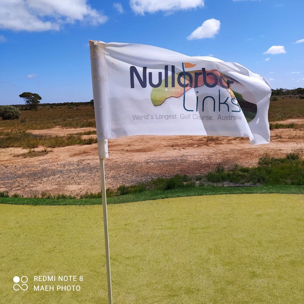 sometimes its hard to see the flag on the Nullarbor links but his one at Eagles Nest was easy