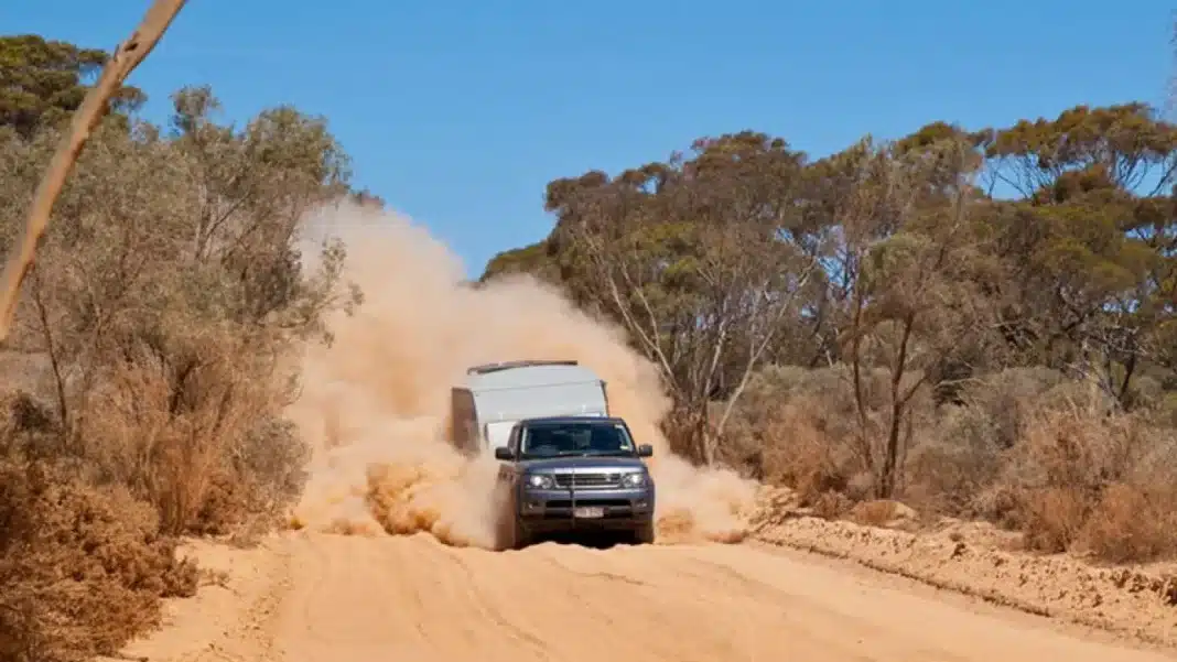 australian-outback-4wd-caravan-road Exploring Australia’s outback by caravan