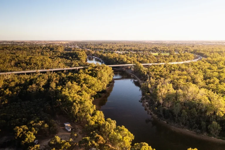 Echuca Moama Is the Easy Murray River Escape Caravanners Keep Coming Back To