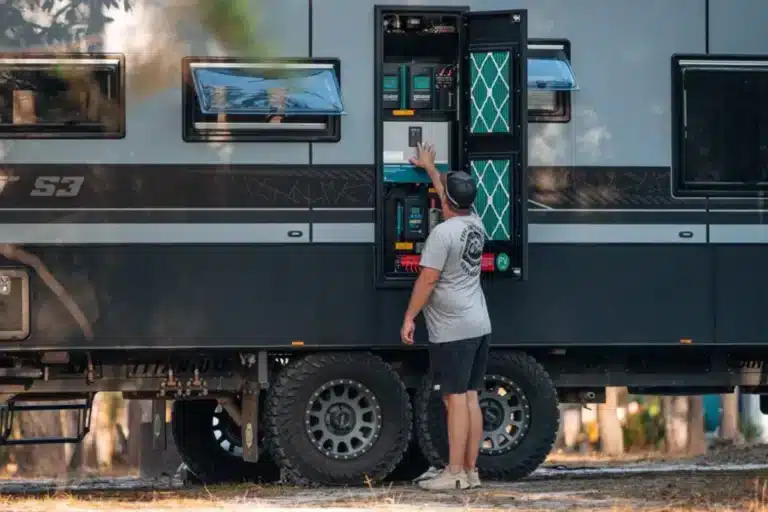 enerdrive caravan power setup